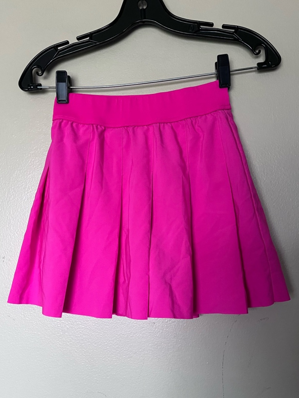Fabletics Hot Pink Pleated Skort